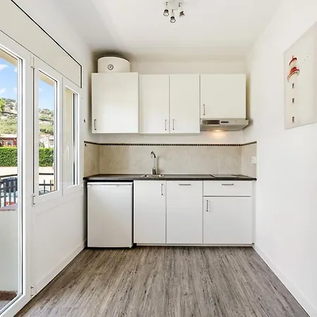 Plaza Muga 1 Apartment