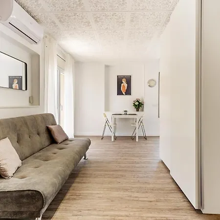Plaza Muga 1 Apartment